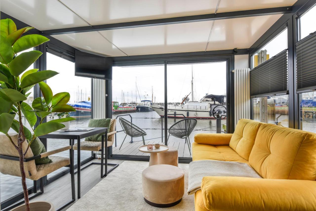 Cosy Tiny Houseboats Near Beach And Restaurants By Weltevreden Experience Zeewolde Kültér fotó
