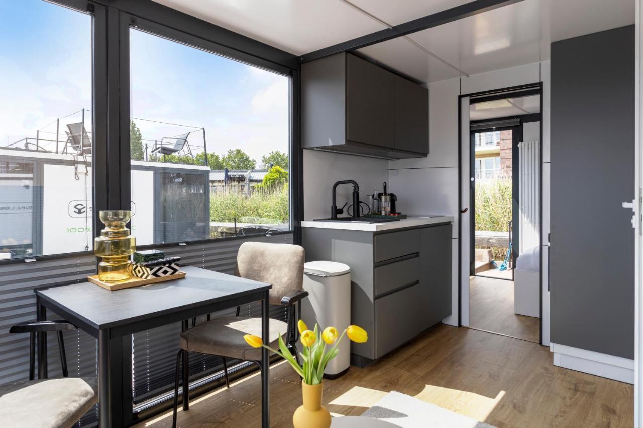 Cosy Tiny Houseboats Near Beach And Restaurants By Weltevreden Experience Zeewolde Kültér fotó